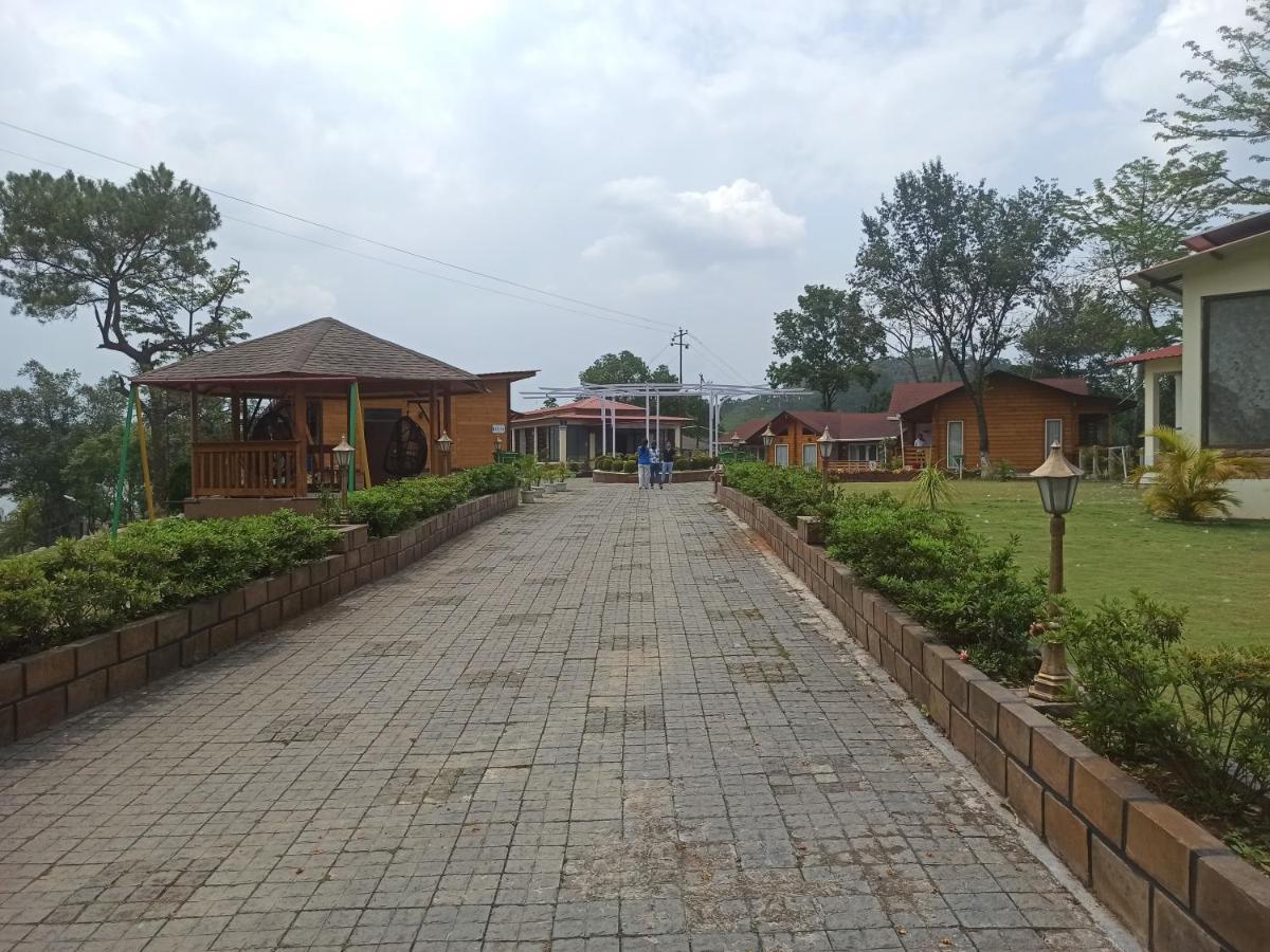 Ri Shat Sngi Orchid Resort By World Choice Shillong Dış mekan fotoğraf